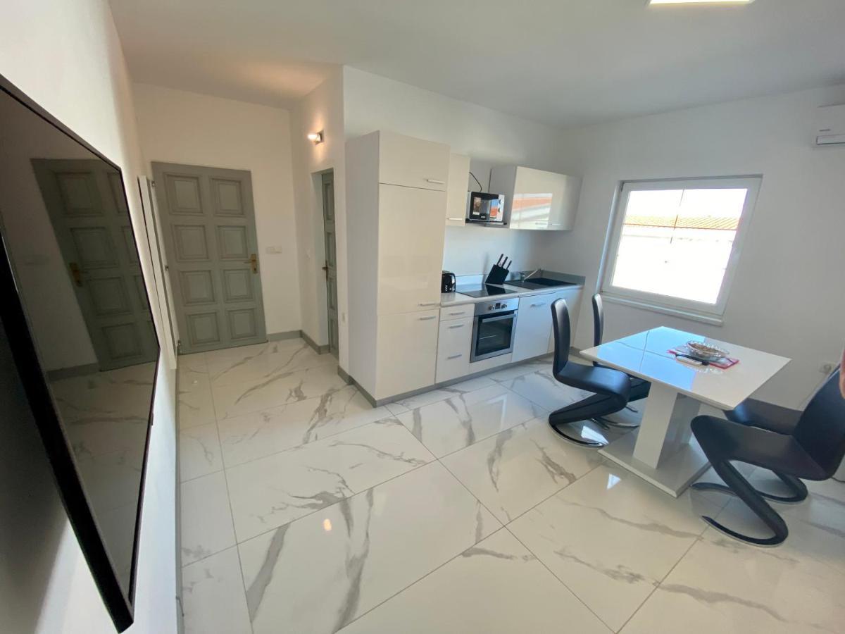 Apartments Stojanovic Vir Ngoại thất bức ảnh