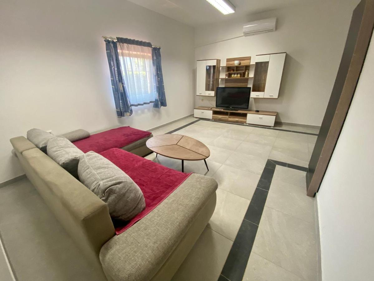 Apartments Stojanovic Vir Ngoại thất bức ảnh
